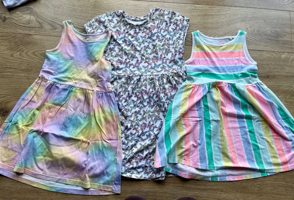 Summer girls clothes 6-7 years - Image 4