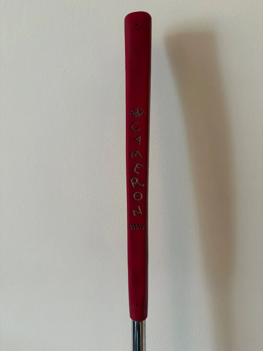 Used Scotty Cameron Studio Style Newport Putter - Image 4
