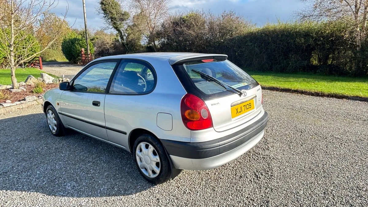Toyota Corolla 1999 - Image 3