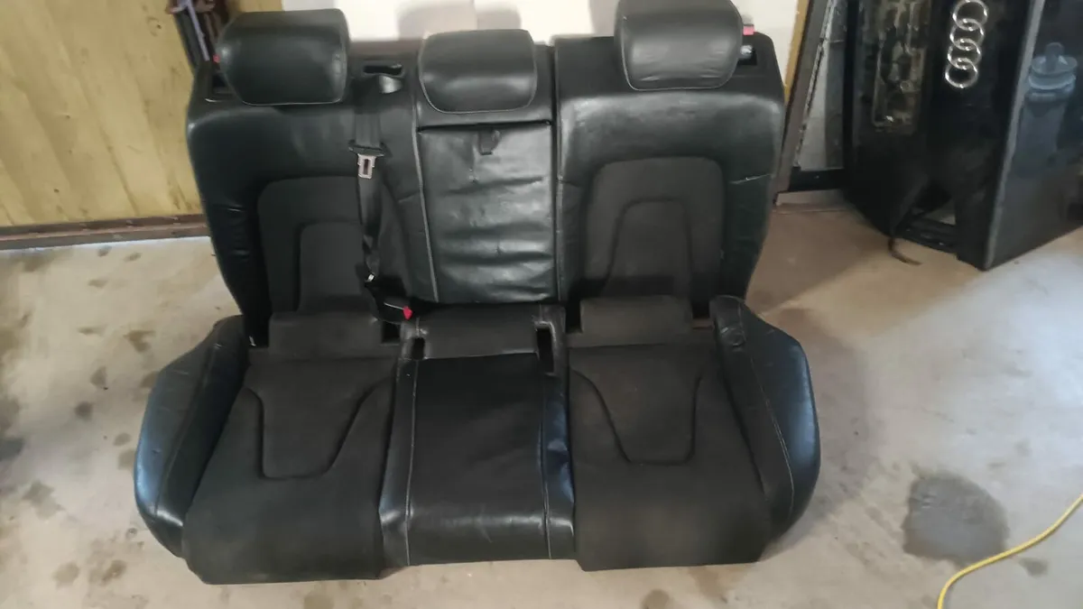 AUDI 2010 A4 S line seats - Image 4