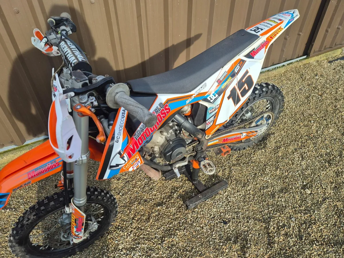 Motor Bike - Image 1