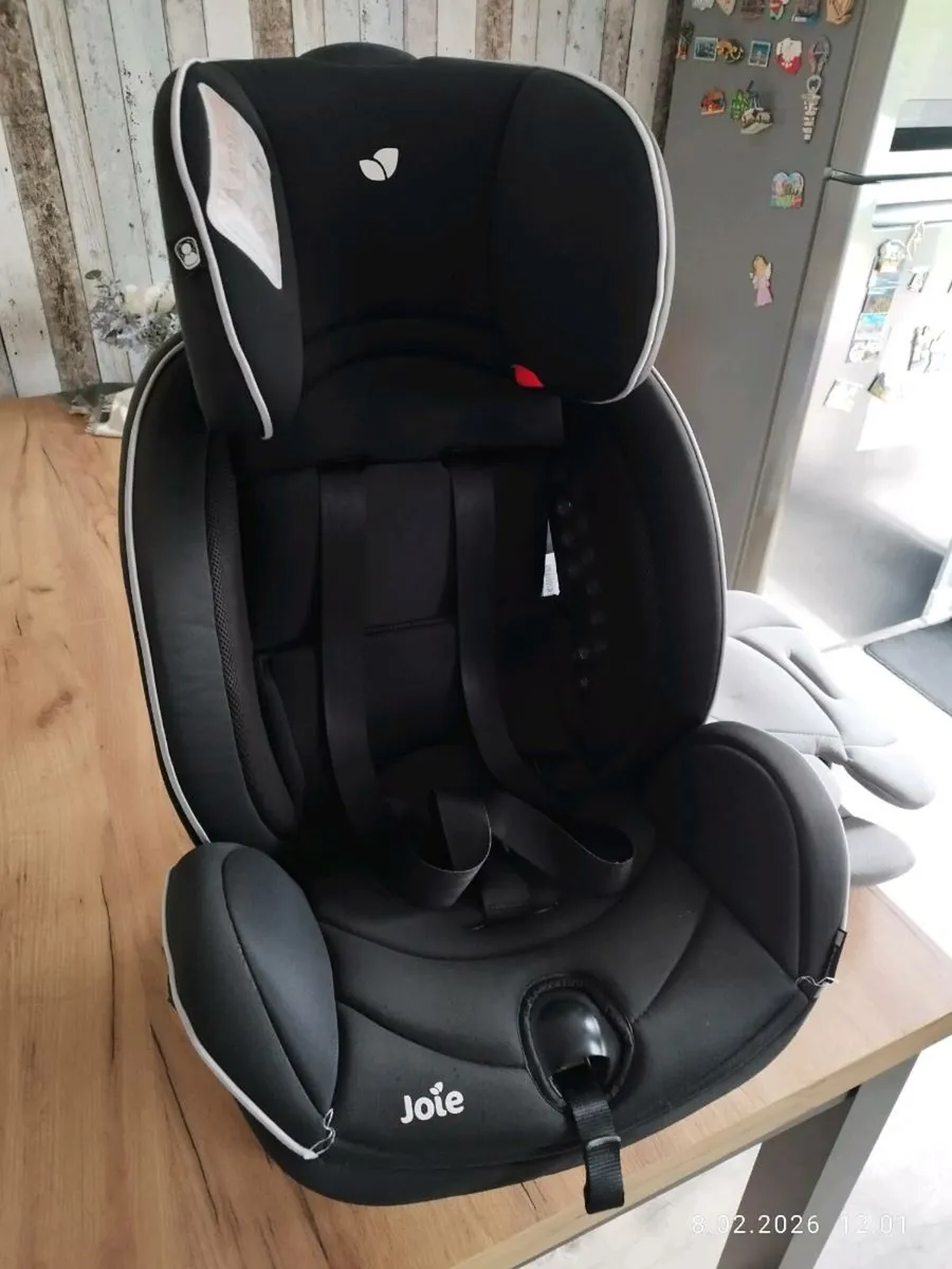 Car seat - Image 2