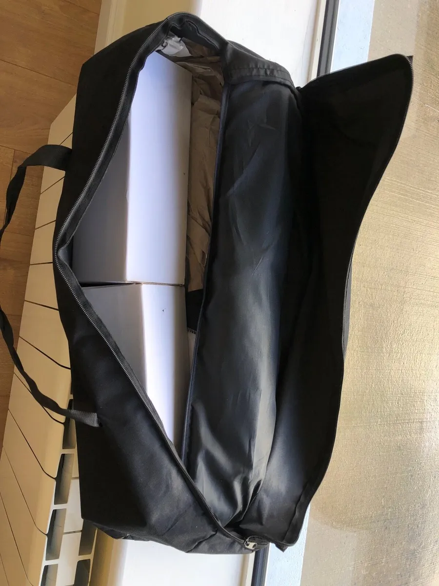 Photographer lights - Image 3