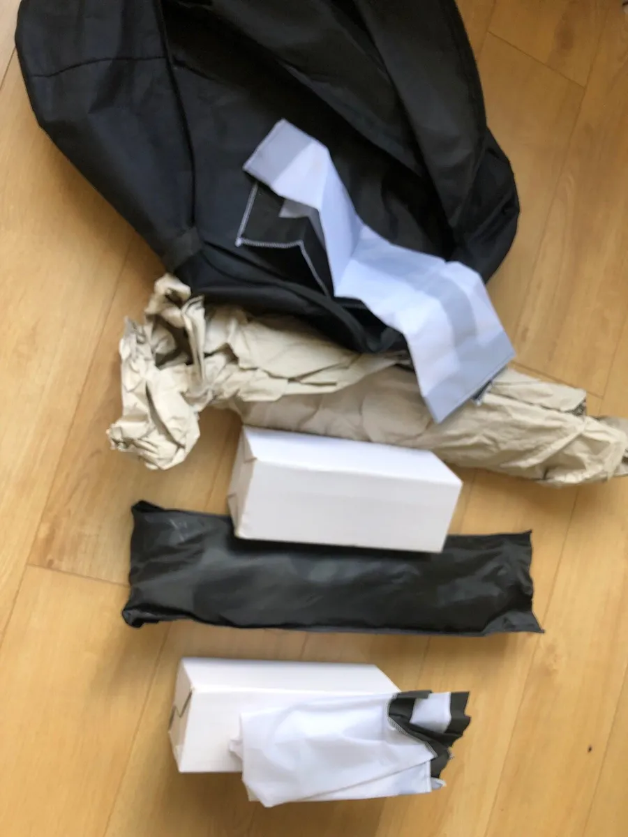 Photographer lights - Image 4