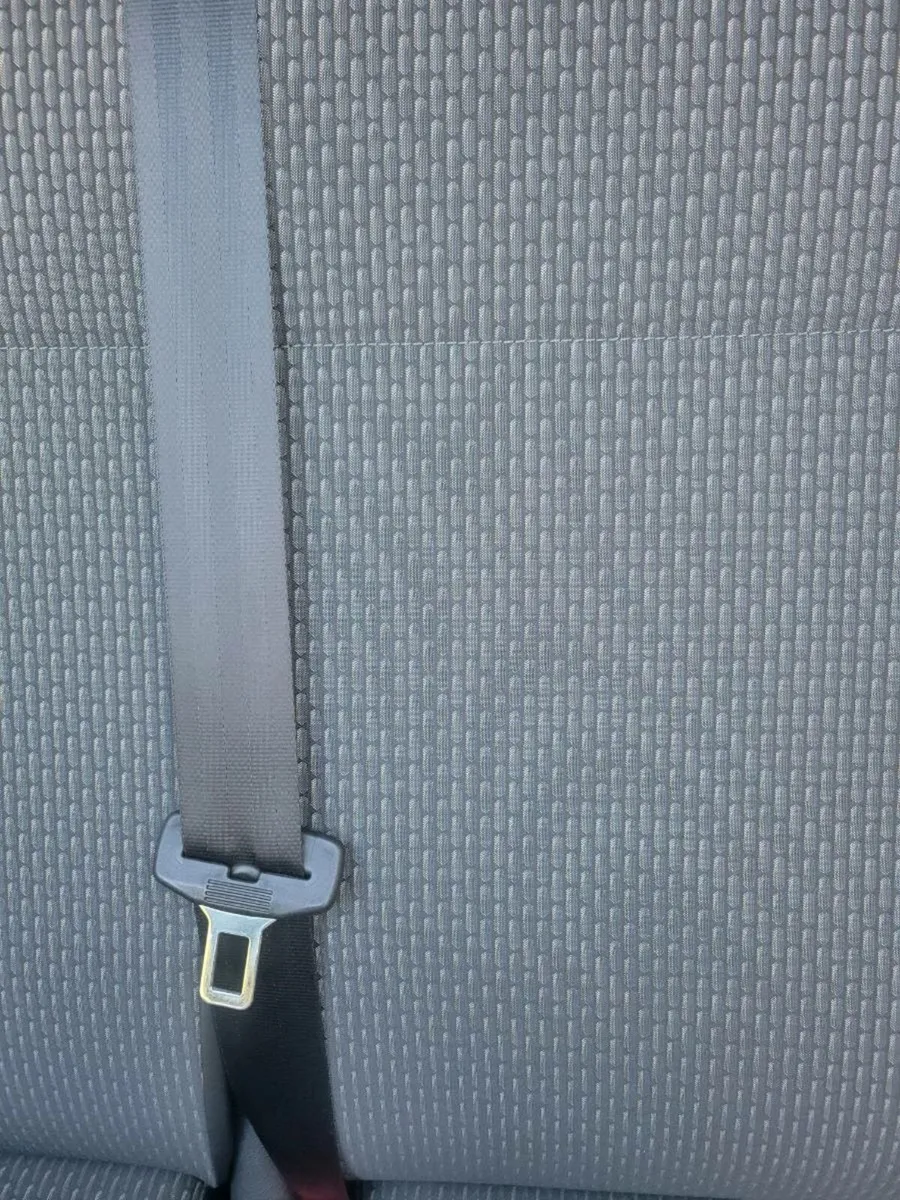 Double van seat VW Transporter - Image 2