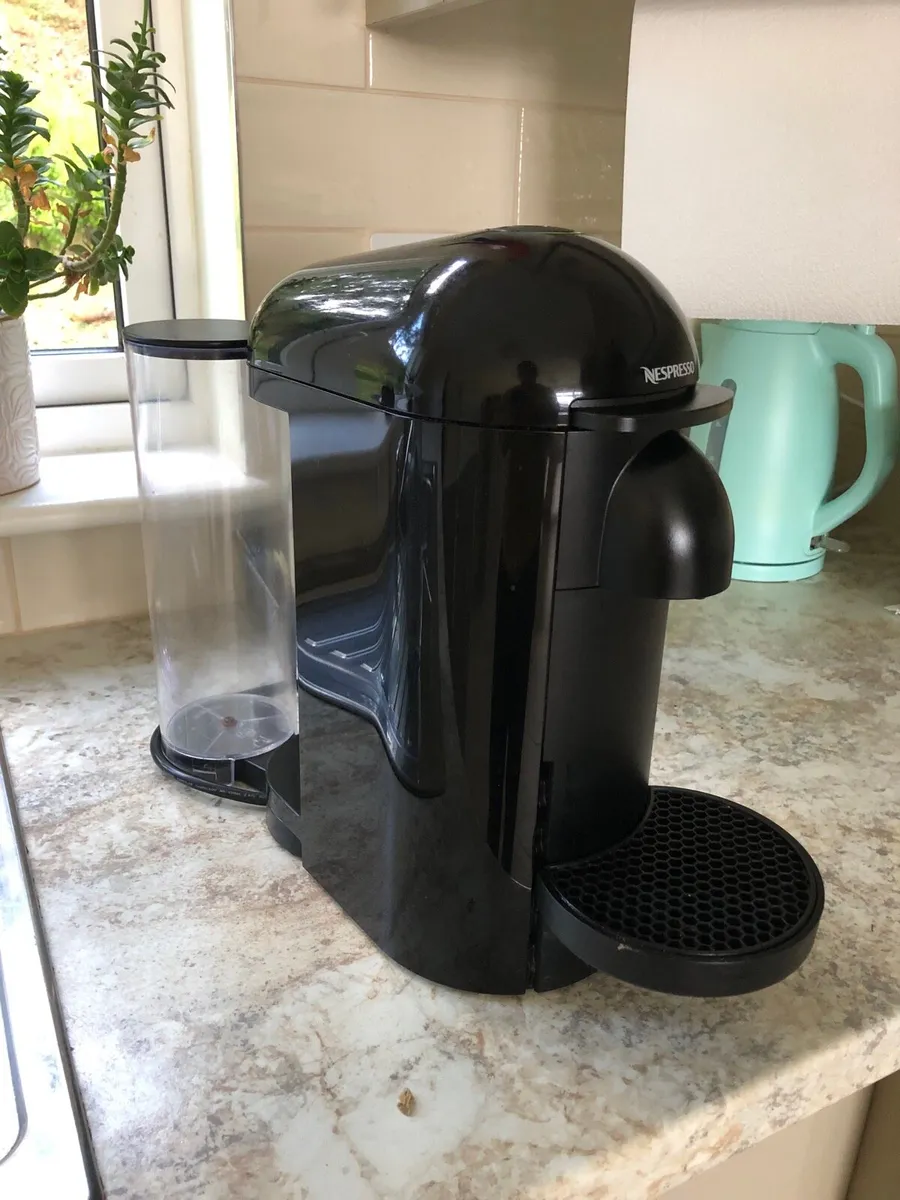 Nespresso machine - Image 1