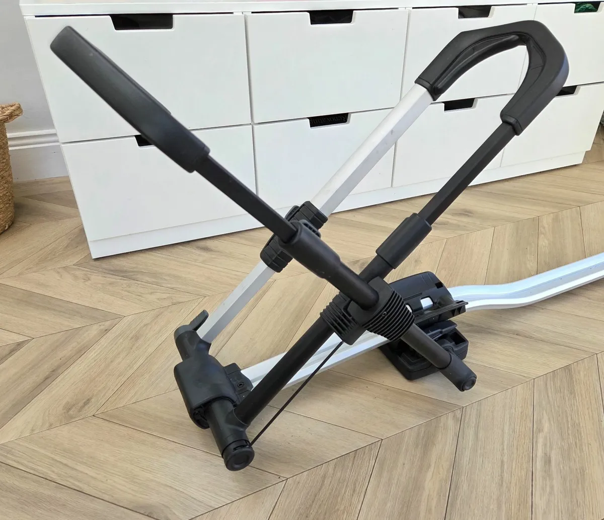 Thule UpRide Roof Mounted Bike Carrier - Image 3