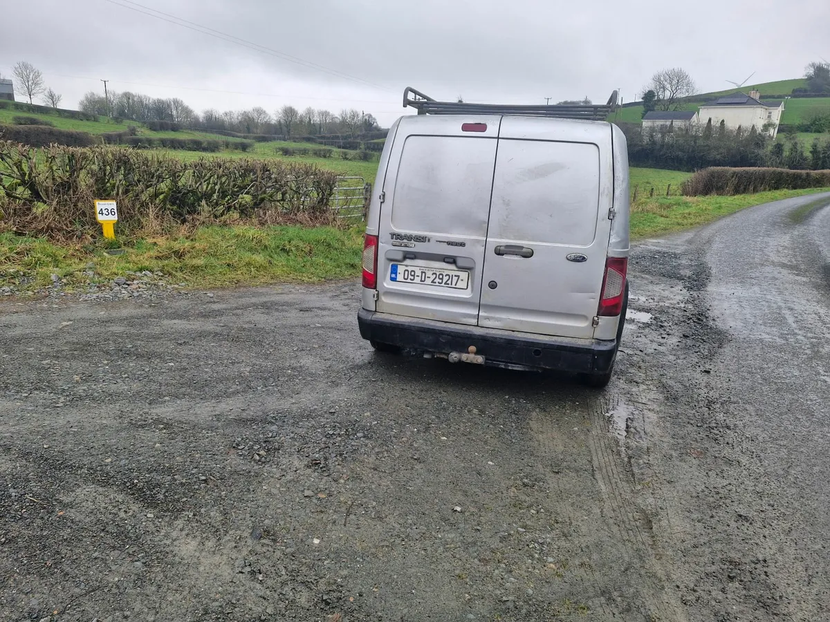 TRANSIT CONNECT--TAXED -DOE -ROOF RACK - Image 2
