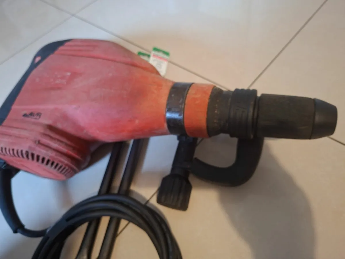 Hilti TE 700-AVR Sds Max Breaker 110v - Image 4