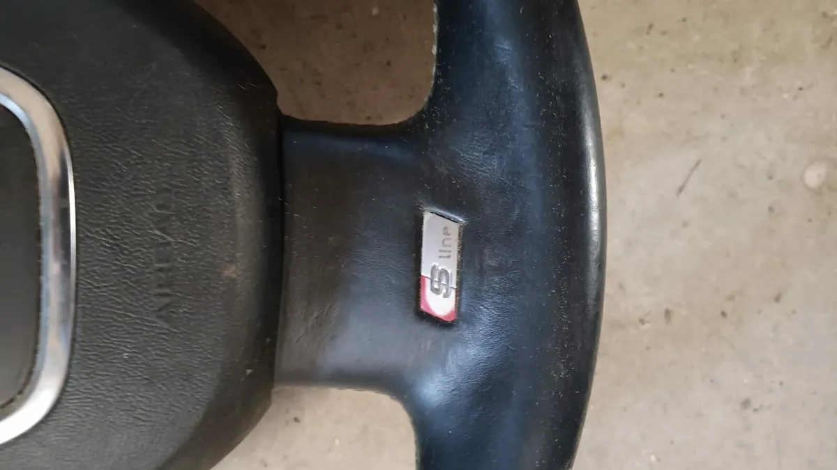 AUDI S line steering wheel - Image 3