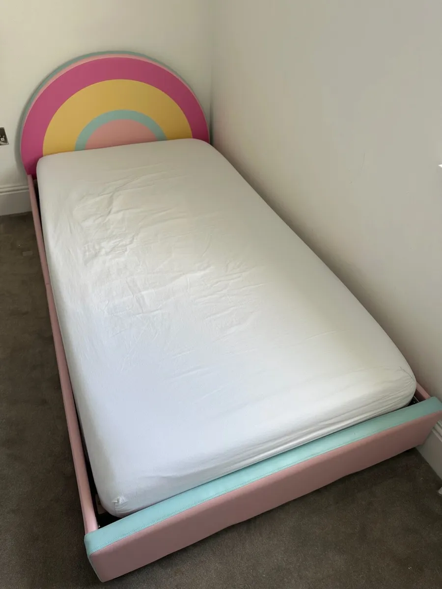 Children’s Bed (US Twin Size / Single) - Image 2