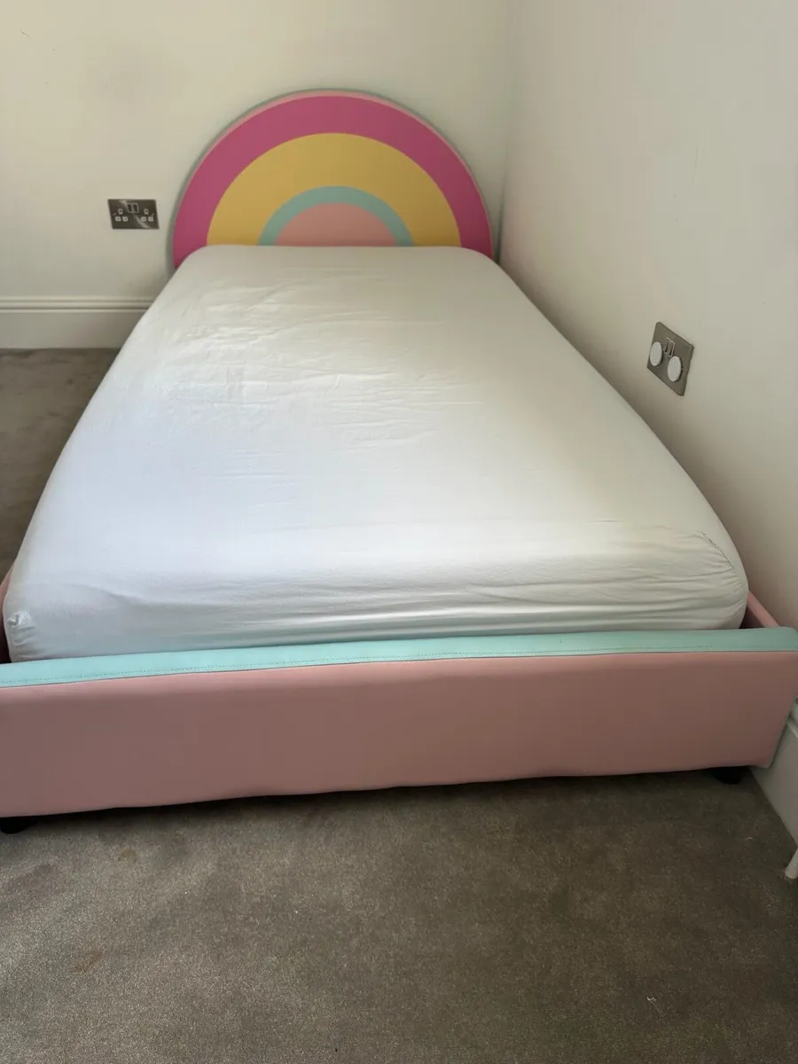 Children’s Bed (US Twin Size / Single) - Image 4