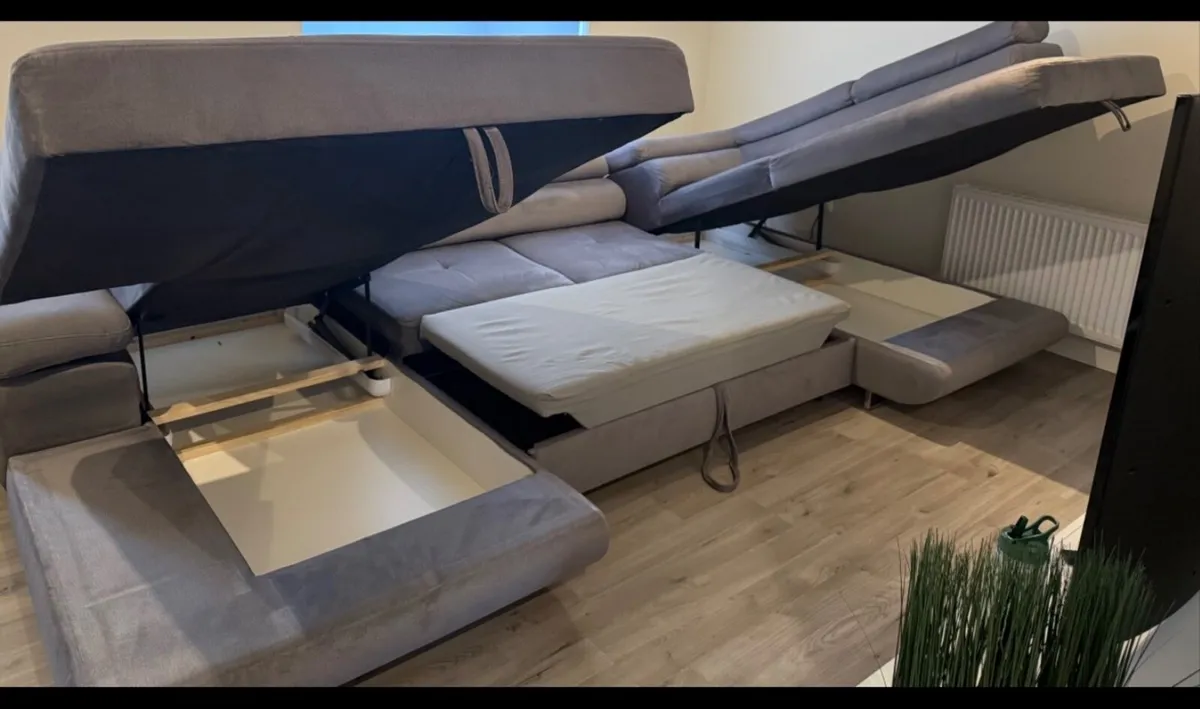 Sofa like new excellent condition - Image 2