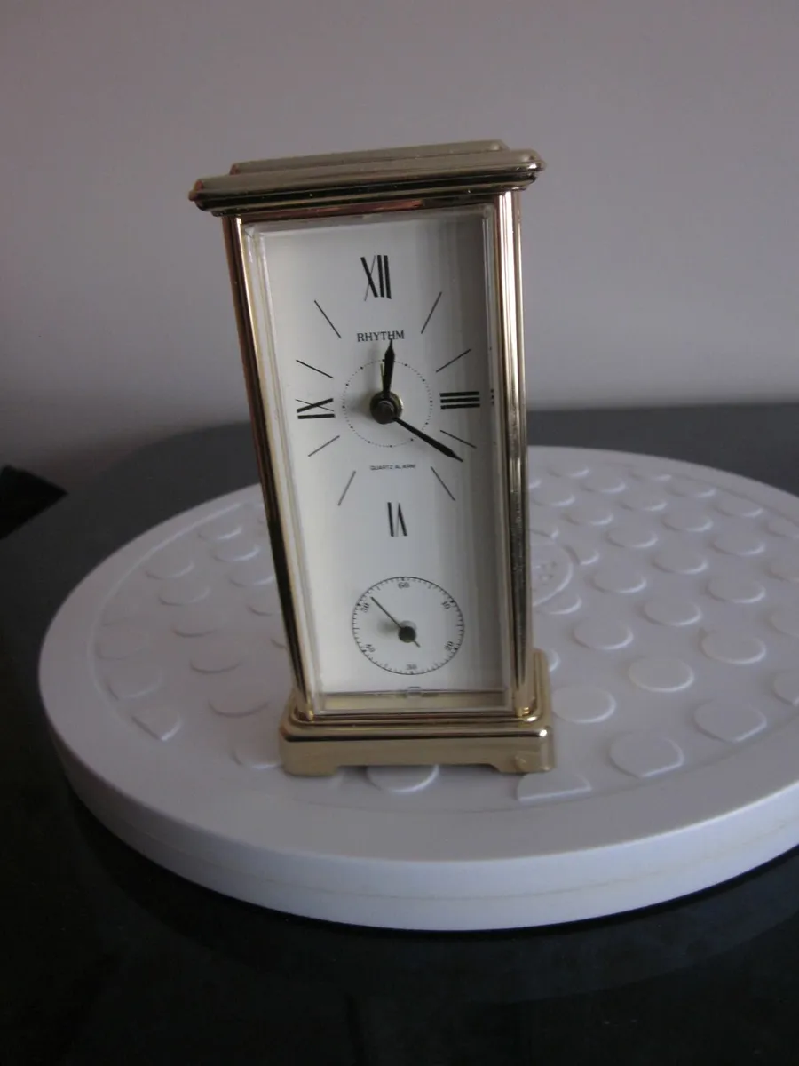 RHYTHM Quatrz Alarm Clock 1970's - Image 1