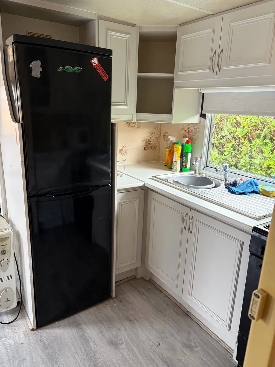 Mobile home - Image 2