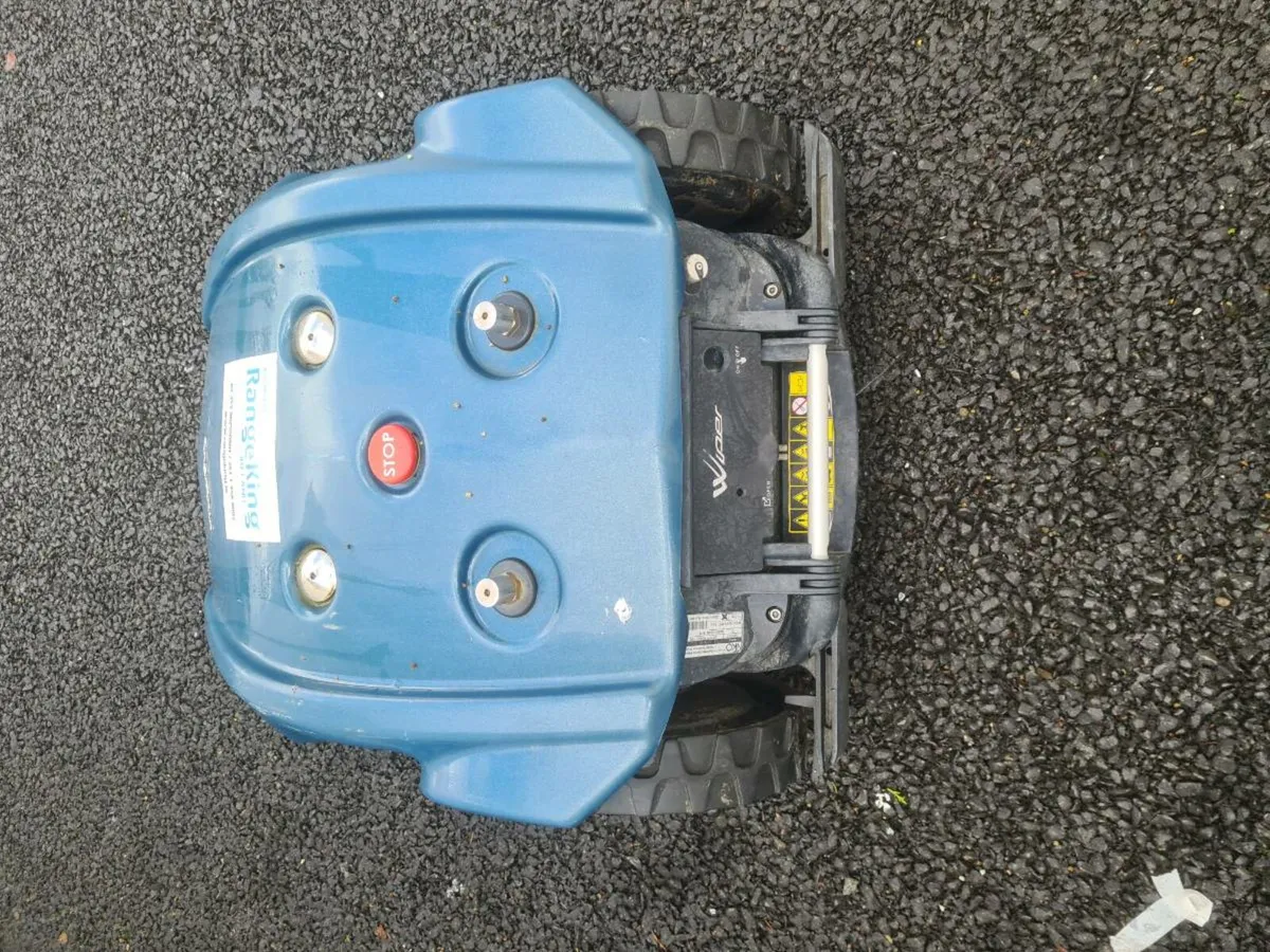 Wiper Robotic Lawn Mower - Image 3