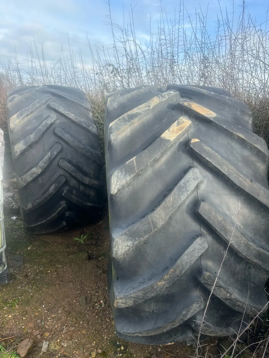 Good year 900/50/42 - Image 1