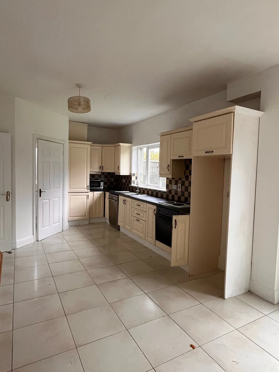 Complete Kitchen Units - Image 2