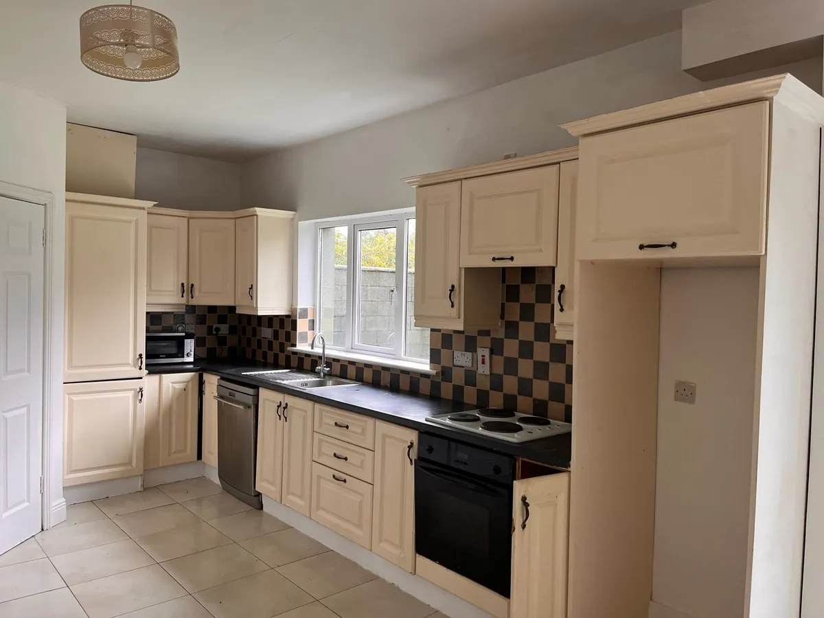 Complete Kitchen Units - Image 3