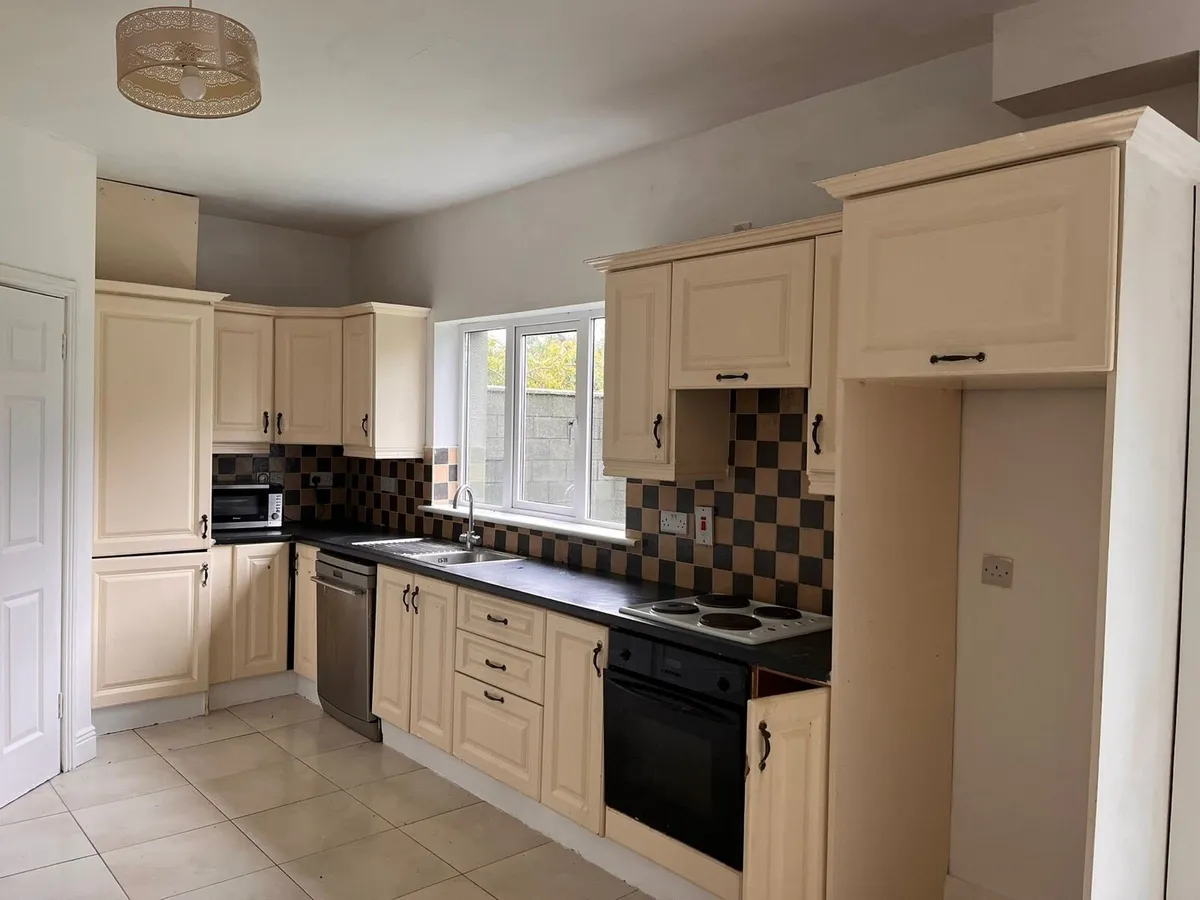 Complete Kitchen Units - Image 1