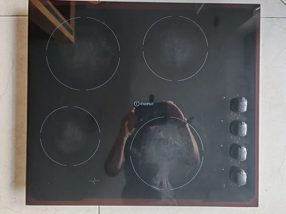 Electric Hob - Image 1