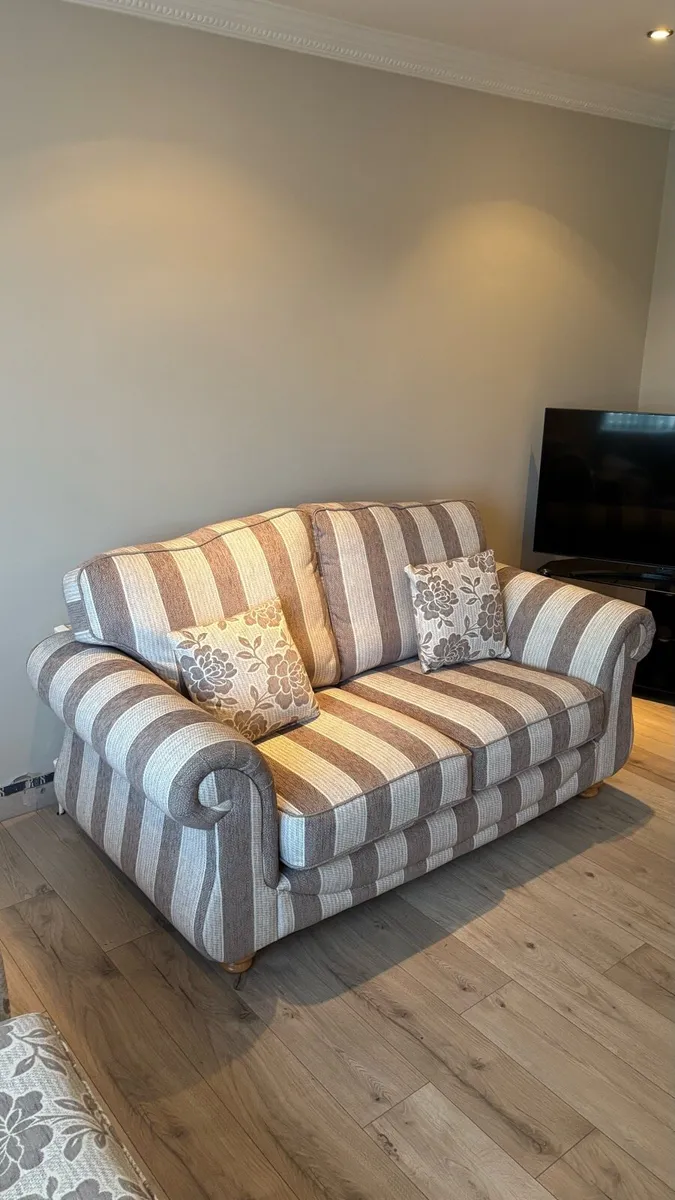 3 Piece Fabric Sofa - Image 1