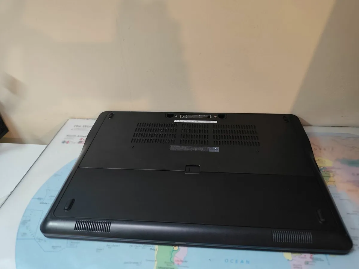 Dell Latitude 14 E7450 i7 5th gen 16/256GB SSD Ult - Image 4