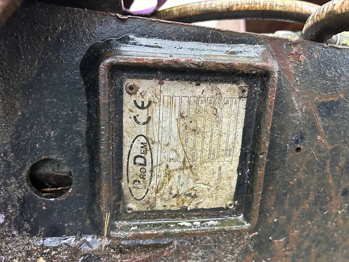 Prodem rock breaker 35mm pins - Image 3