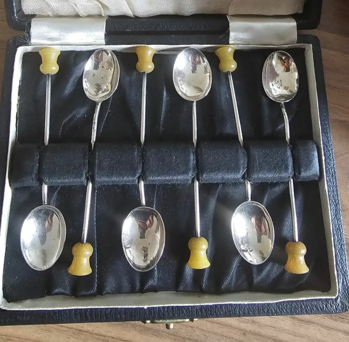 Jewellery wanted - Image 2