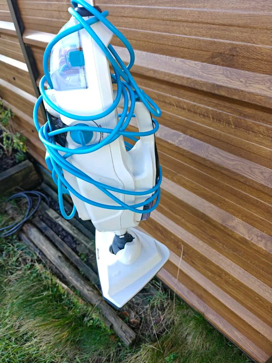 Vax steam cleaner - Image 2