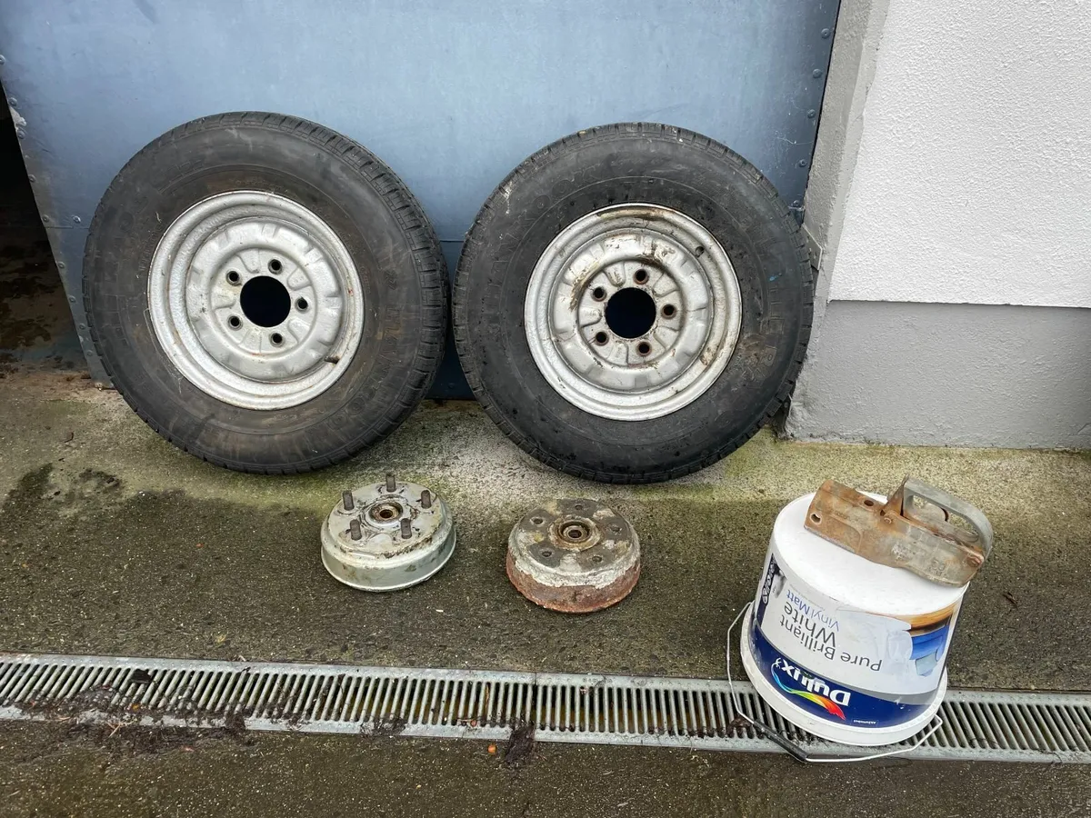 Bradley Hubs,  Wheels & Hitch - Image 1