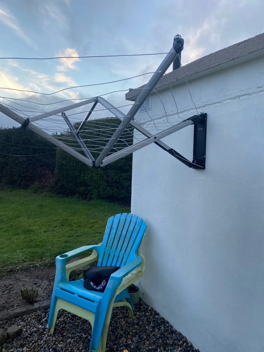 Foldable clothes line - Image 1