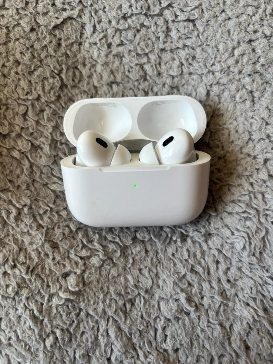 AirPods - Image 2