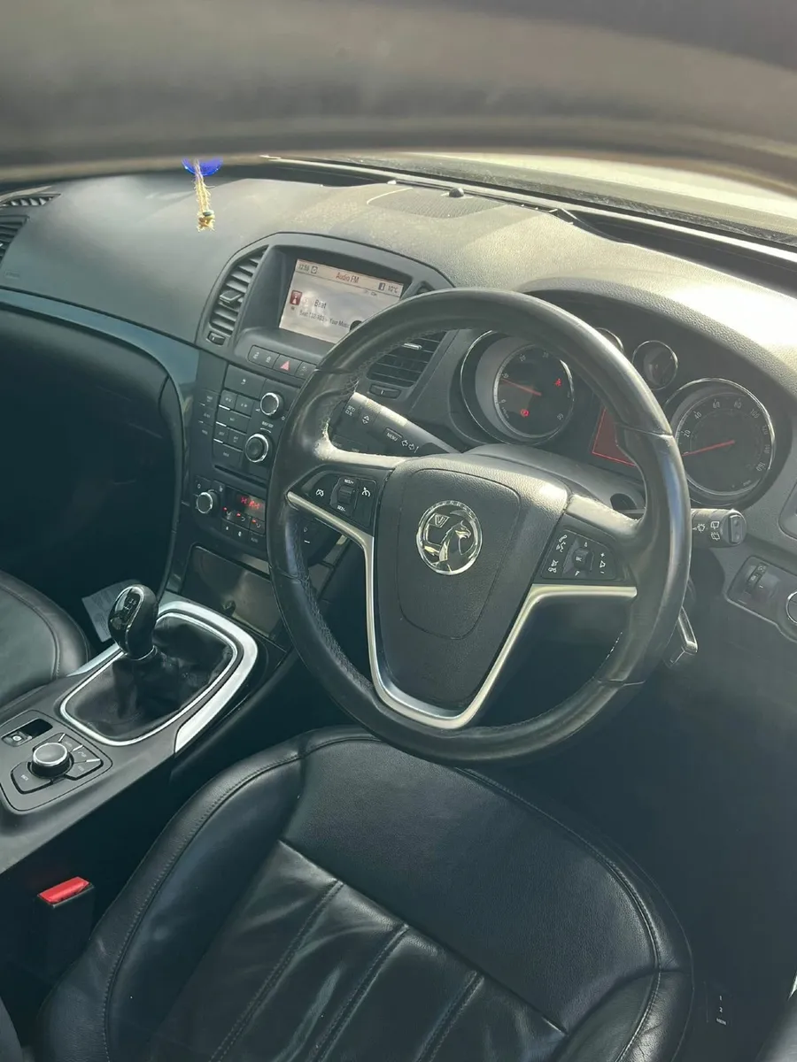 Vauxhall Insignia 2012 - Image 2