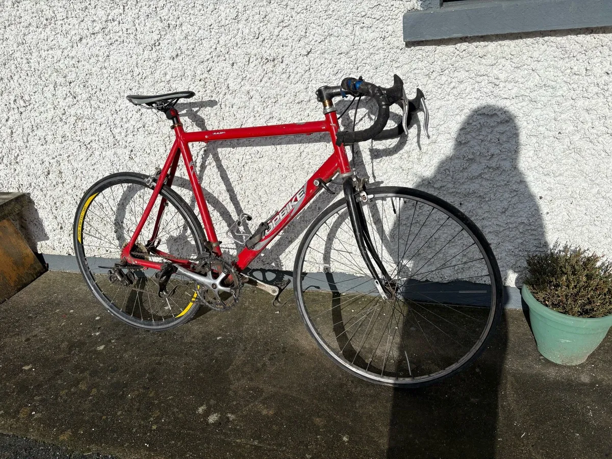 Cycling bike - Image 1