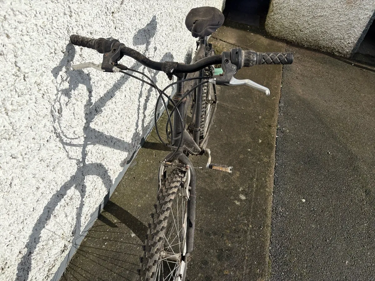 Cycling bike - Image 2