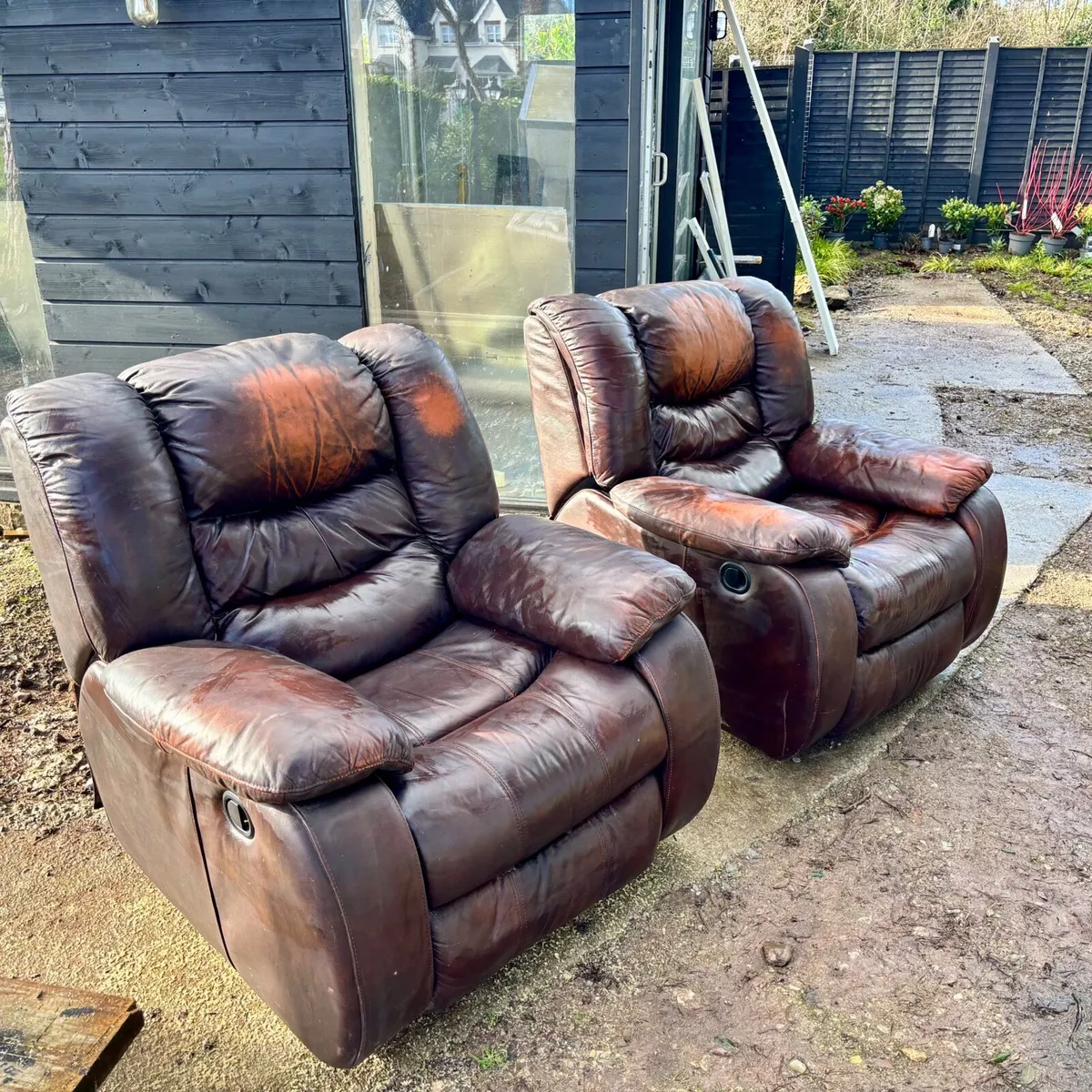 Armchairs sofas x 2 - Image 2