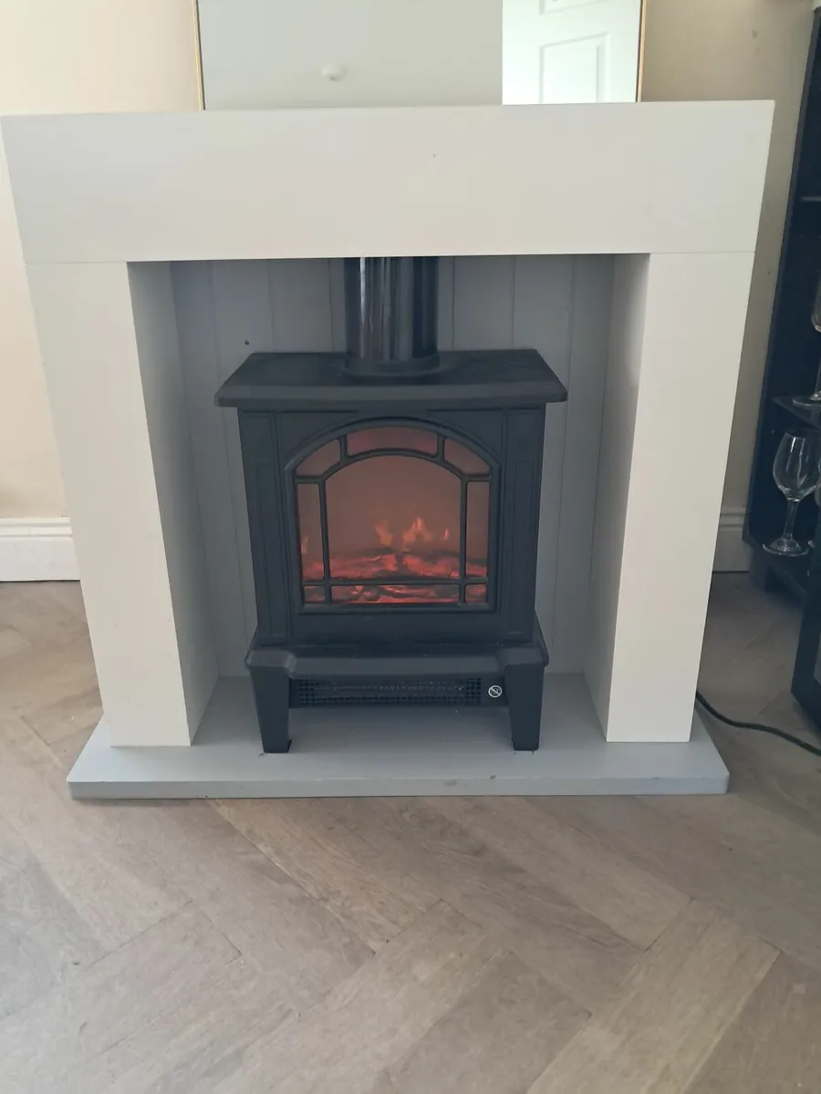 Electric fireplace - Image 3