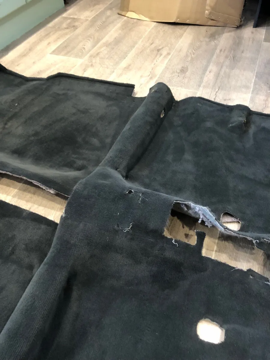 Honda Civic EK4 Black Carpet - Image 1