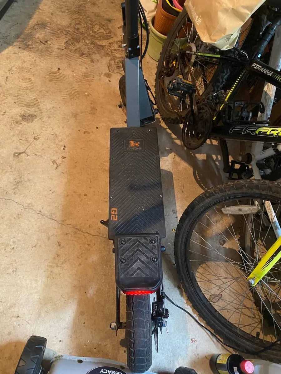 Kukirin Kugoo G2 Electric Scooter - Image 4
