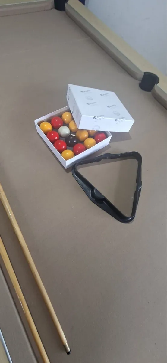 Pool Table - Image 4