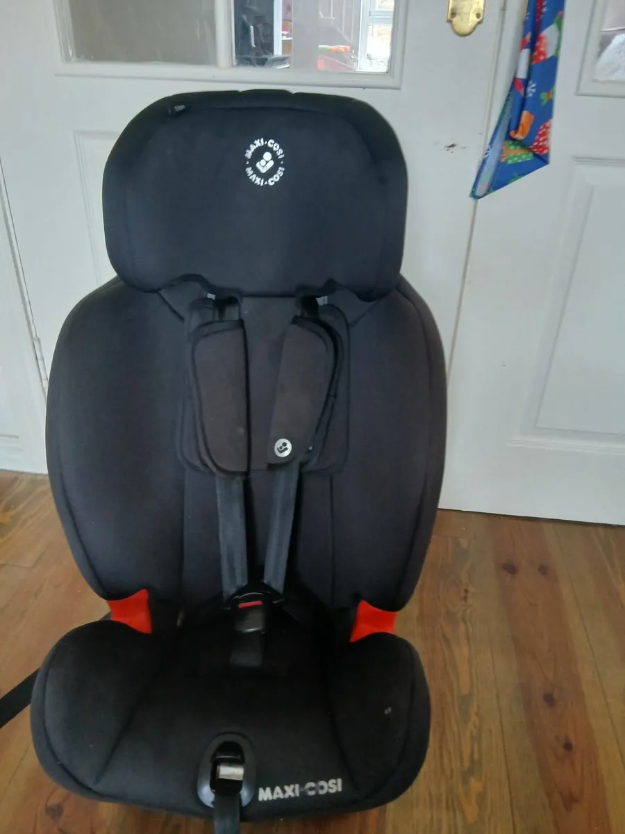 Maxi cosi Car seat - Image 2