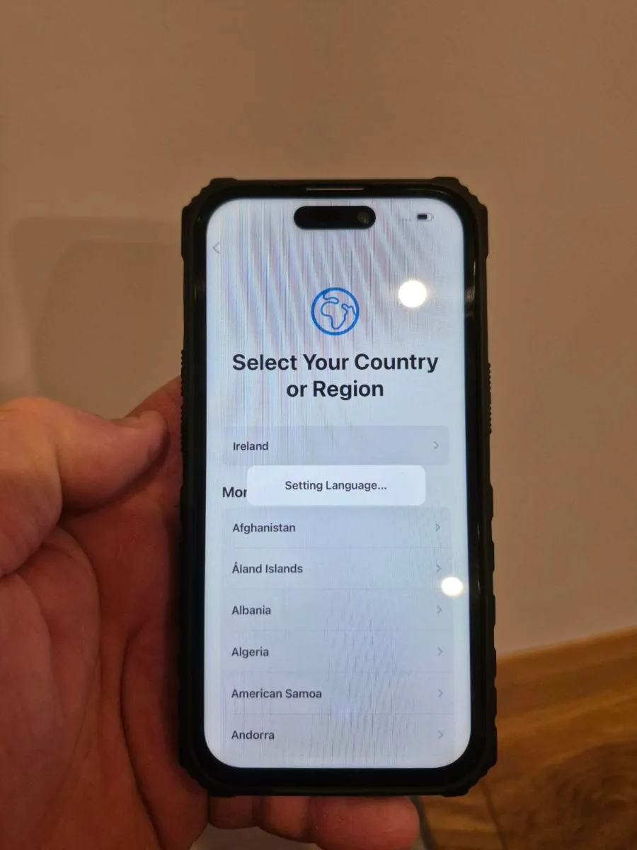 I phone 15 Like New - Image 4