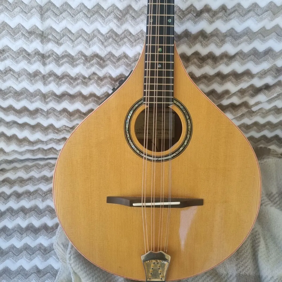 Mandola - Image 2