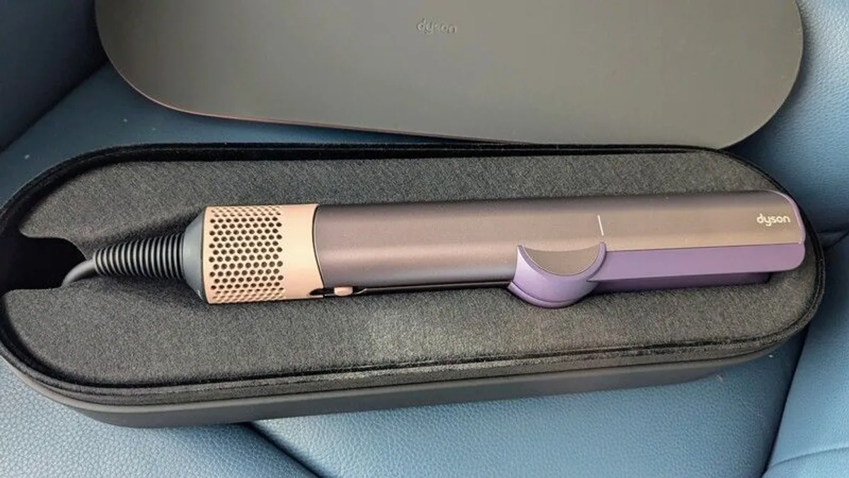 Dyson Airstrait in Box - Image 4