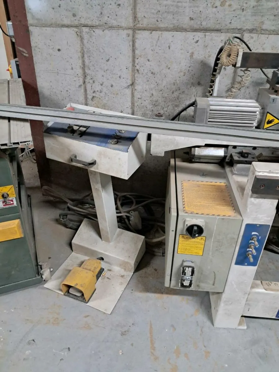 Woodworking boring machine - Image 2
