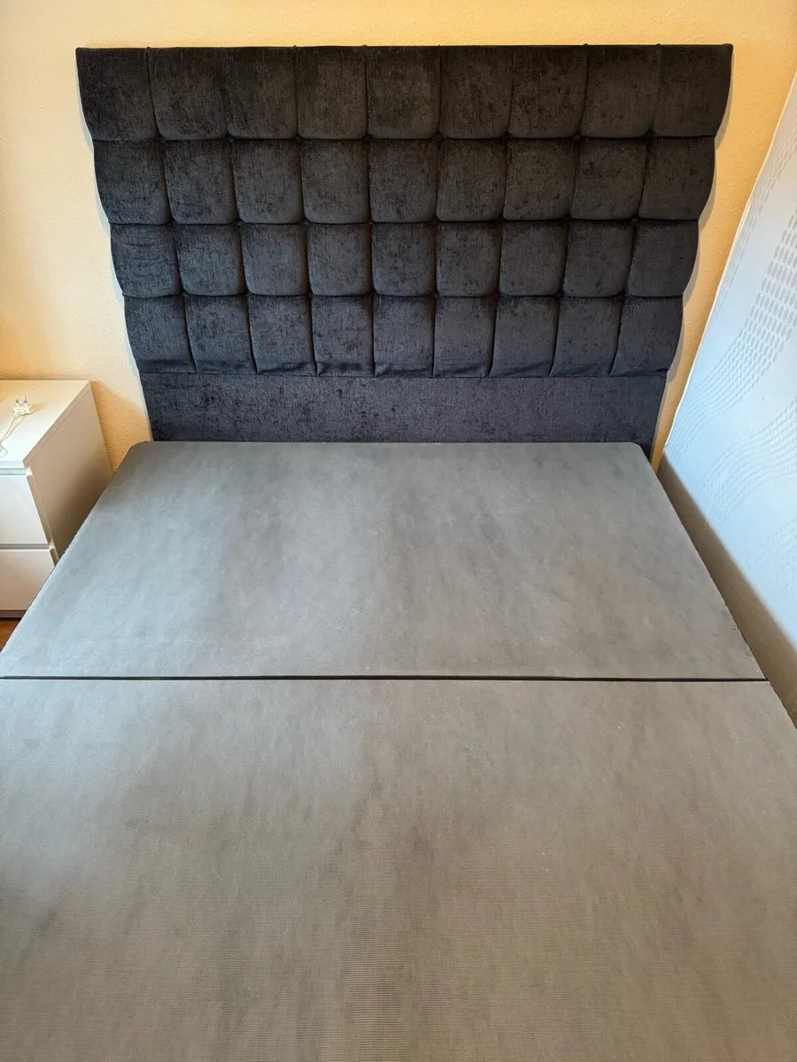 King size bed base and free standing headboard - Image 1