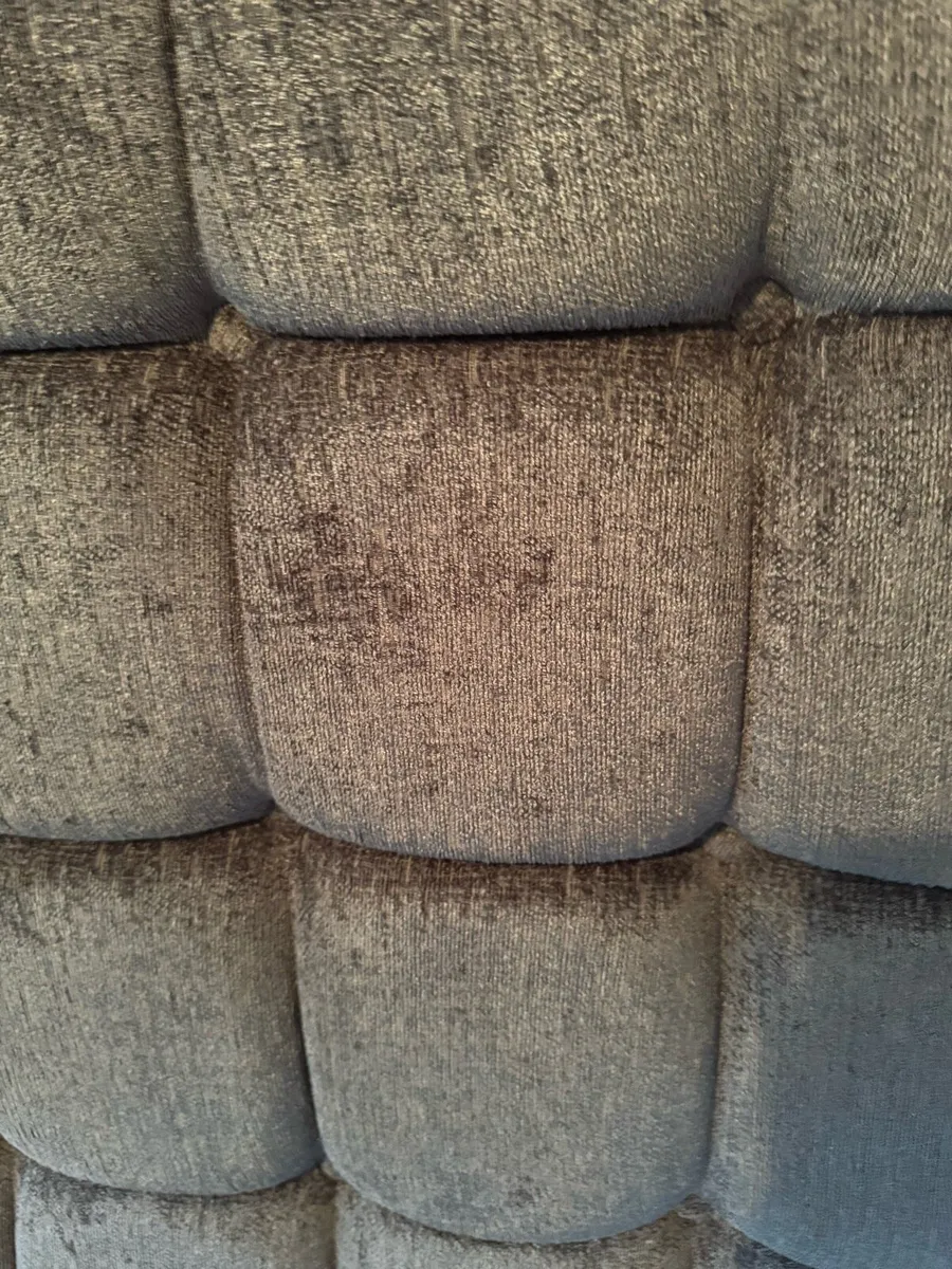 King size bed base and free standing headboard - Image 4