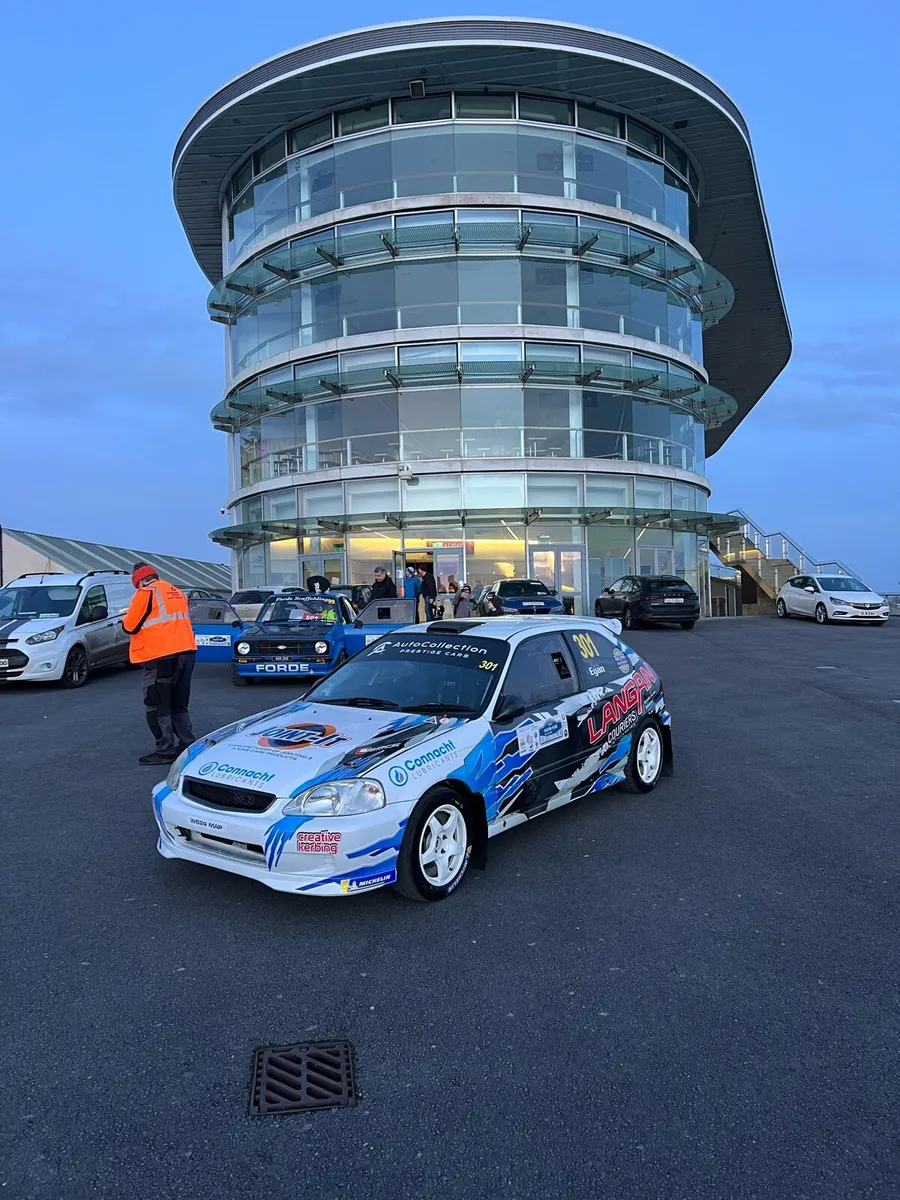 Honda Civic - Image 2