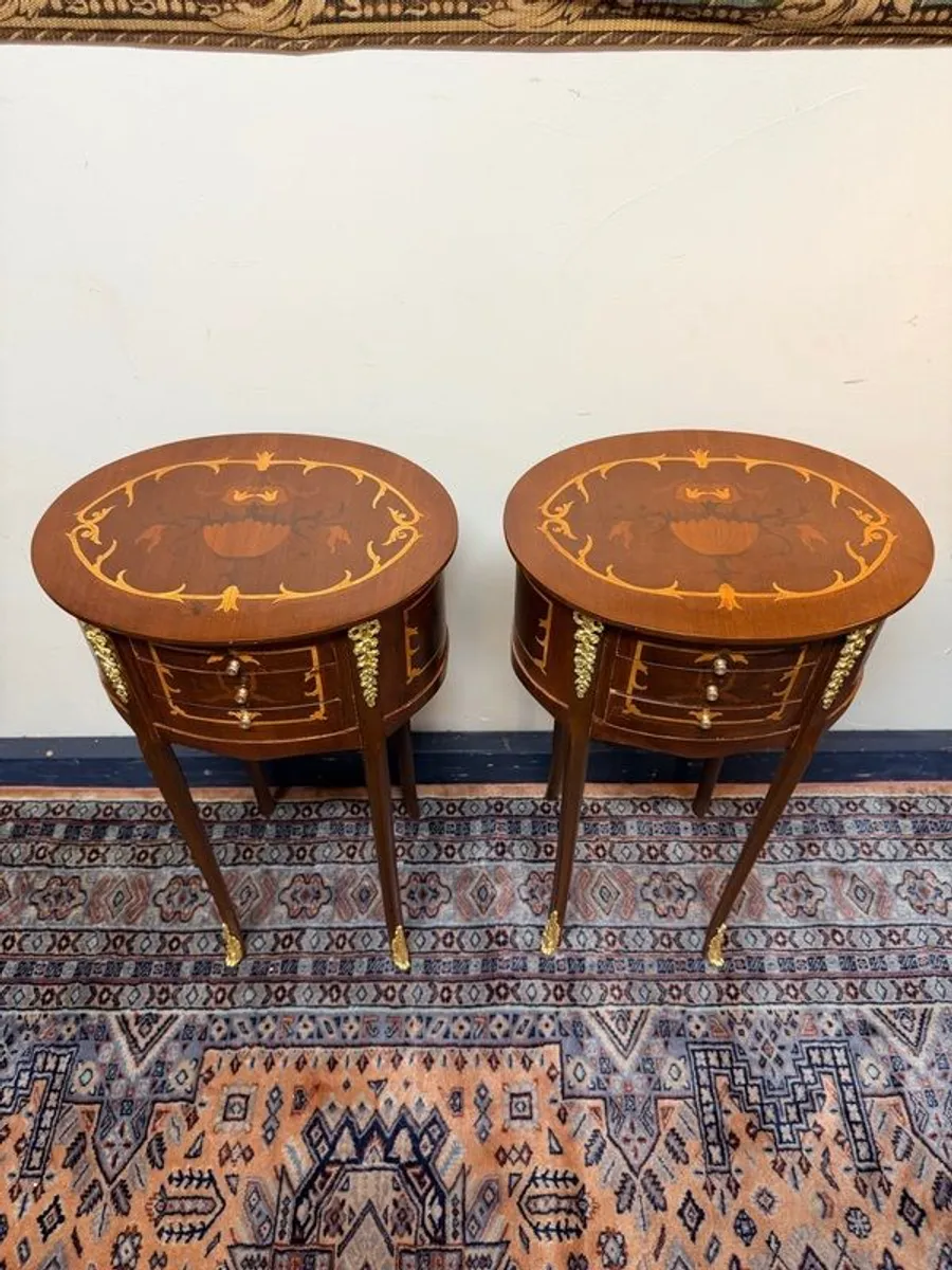 Beautiful Pair of Oval Veneer and Brass Decorated Lockers / Nightstands - Image 2